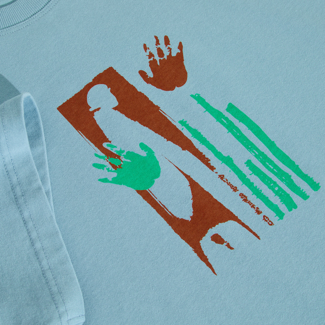 Tee | Sitting Hands - Sky Blue