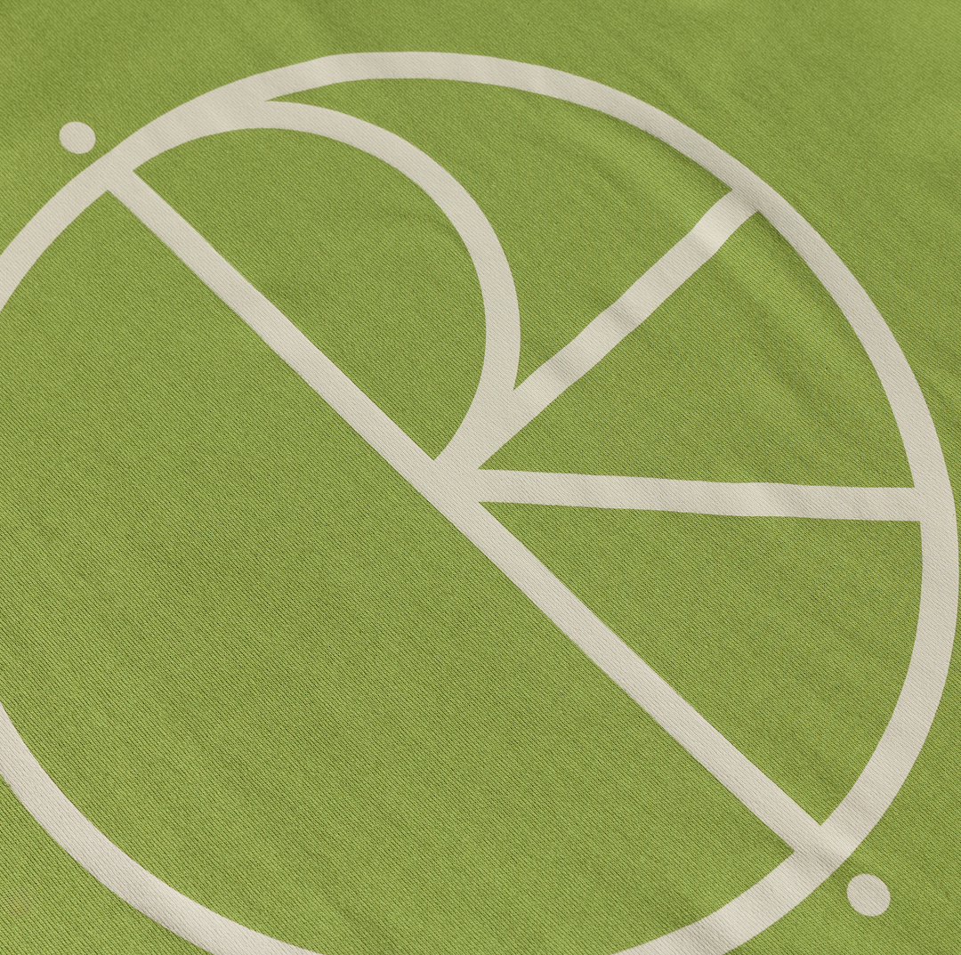 Contrast Tee I Stroke Logo - Peridot