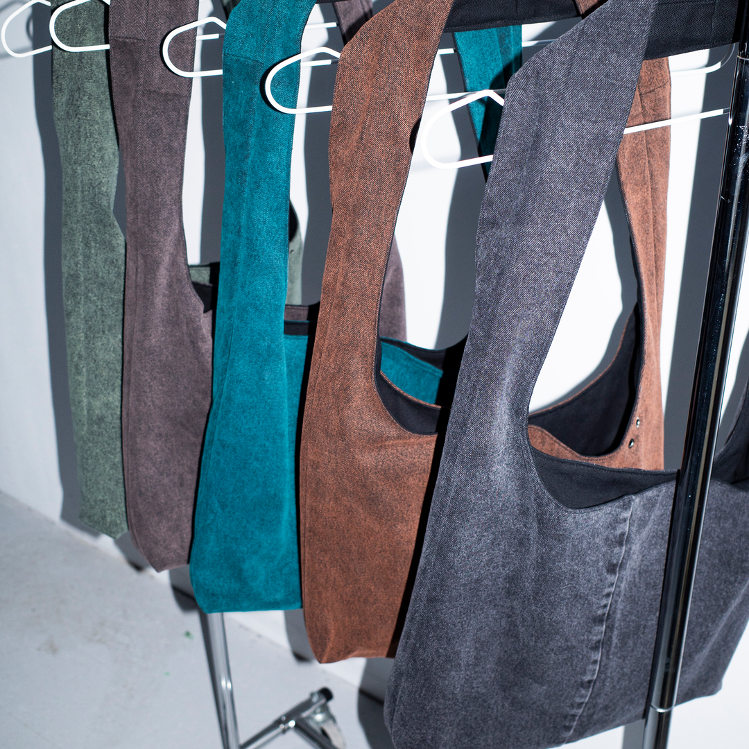 Gousi X Polar | Big Crossbody Bag - Mud Brown